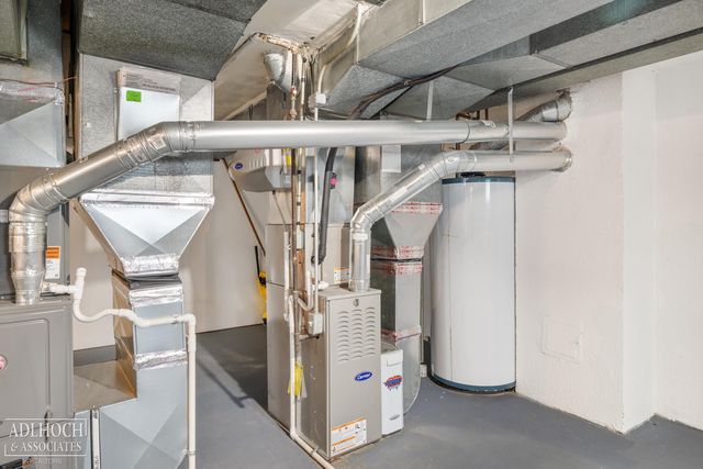 1750 Vernier Road 6, Grosse Pointe Woods, MI 48236