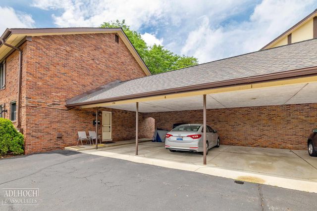 1750 Vernier Road 6, Grosse Pointe Woods, MI 48236