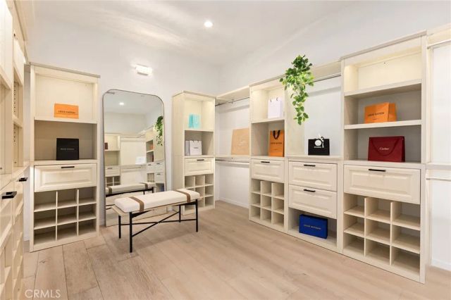2311 Cove, Los Angeles, CA 90039