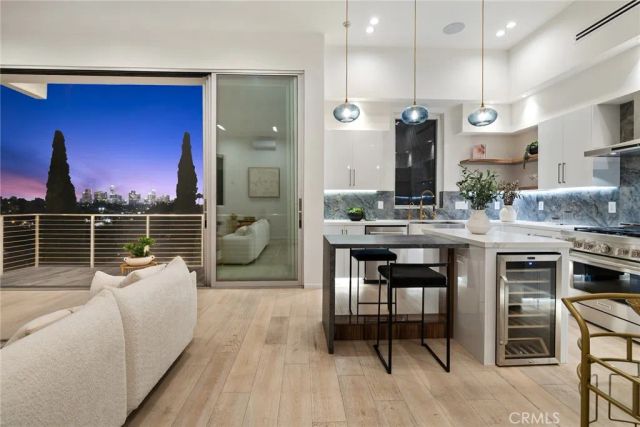 2311 Cove, Los Angeles, CA 90039