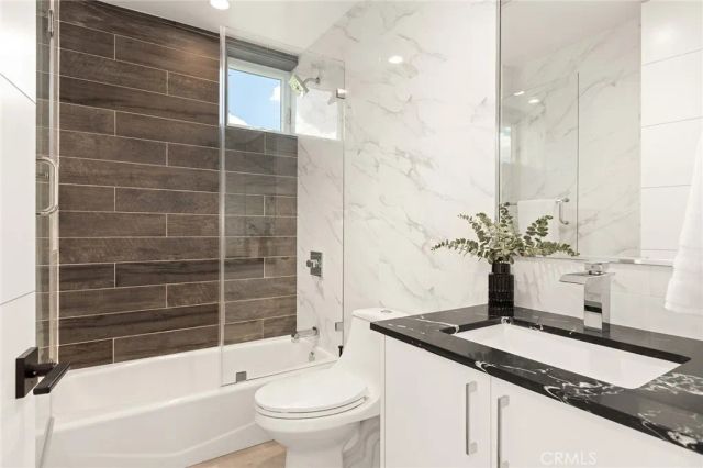 2311 Cove, Los Angeles, CA 90039