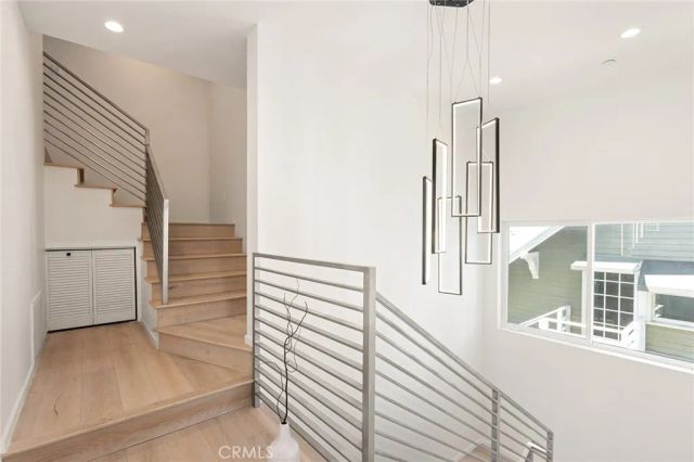 2311 Cove, Los Angeles, CA 90039