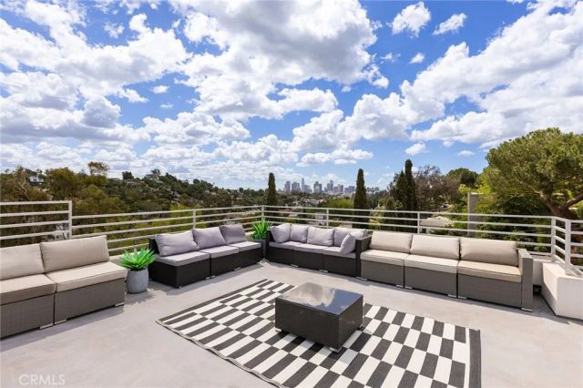 2311 Cove, Los Angeles, CA 90039