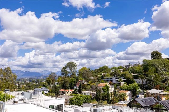 2311 Cove, Los Angeles, CA 90039