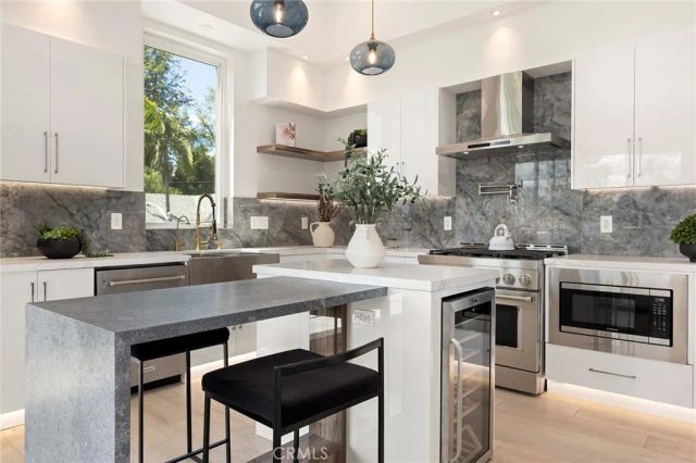 2311 Cove, Los Angeles, CA 90039