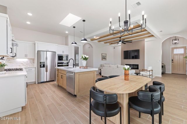 1401 DYLAN Place, El Paso, TX 79928