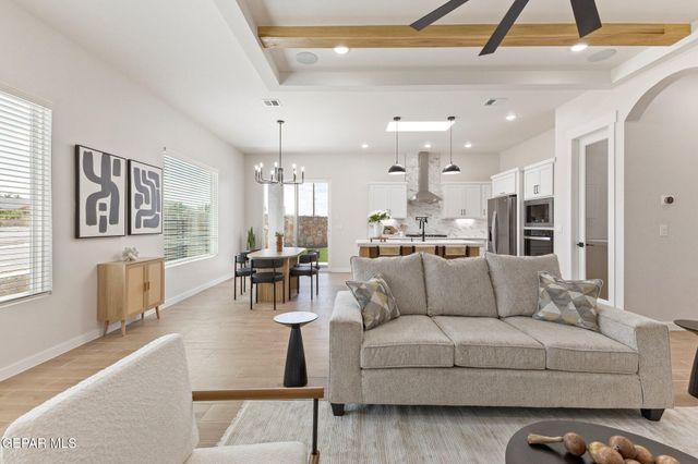 1401 DYLAN Place, El Paso, TX 79928