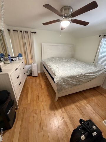 1823 N Elizabeth Street, Dearborn, MI 48128