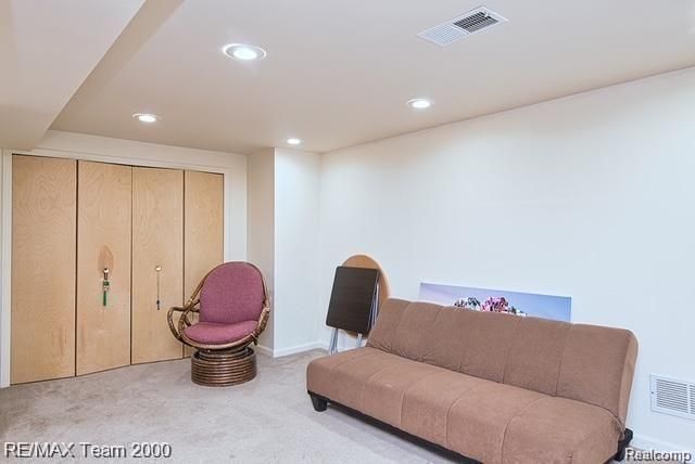 1823 N Elizabeth Street, Dearborn, MI 48128