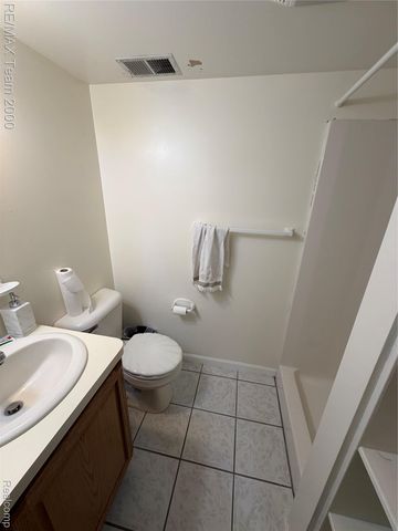 1823 N Elizabeth Street, Dearborn, MI 48128