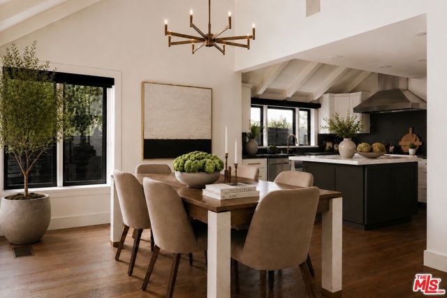 7825 Torreyson Drive, Los Angeles, CA 90046