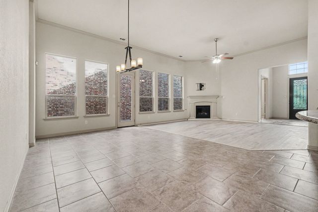 224 Carrington Lane, Lewisville, TX 75067