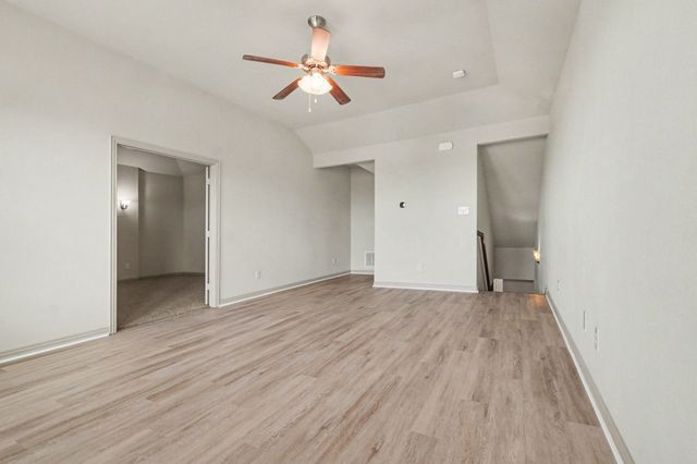 224 Carrington Lane, Lewisville, TX 75067