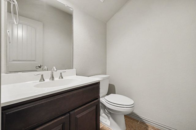 224 Carrington Lane, Lewisville, TX 75067