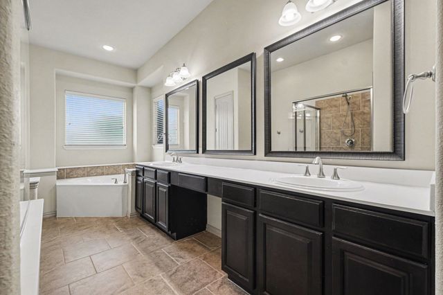 224 Carrington Lane, Lewisville, TX 75067