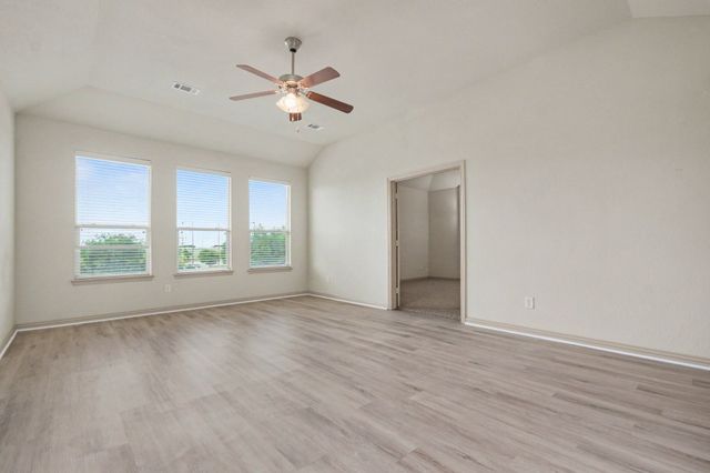 224 Carrington Lane, Lewisville, TX 75067