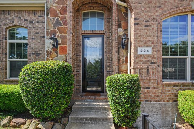 224 Carrington Lane, Lewisville, TX 75067