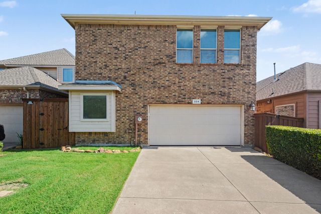 224 Carrington Lane, Lewisville, TX 75067