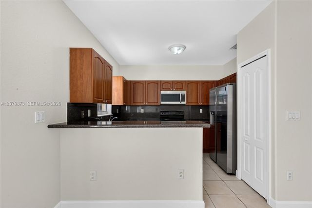 14946 SW 9th Way, Miami, FL 33194