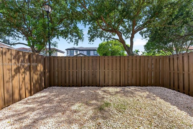 14946 SW 9th Way, Miami, FL 33194