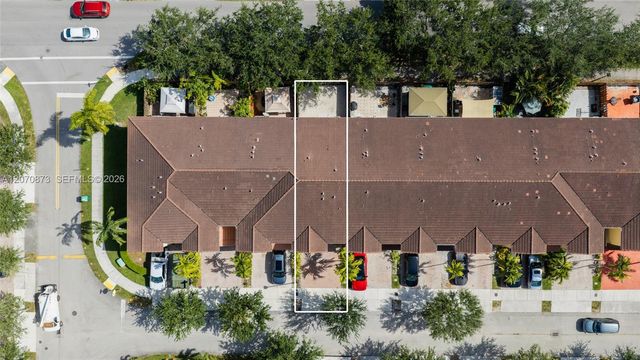 14946 SW 9th Way, Miami, FL 33194