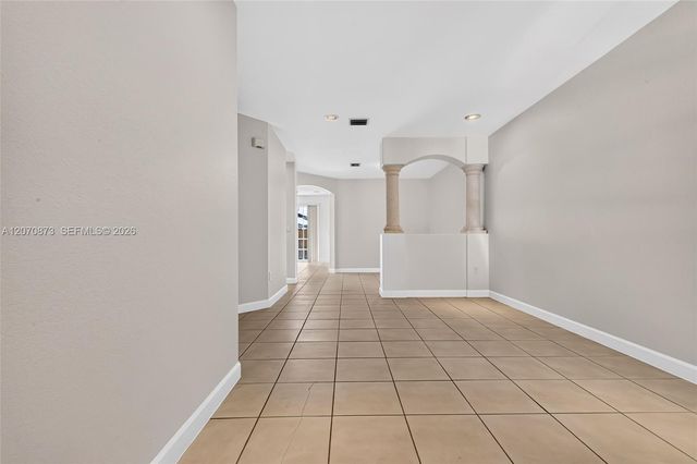 14946 SW 9th Way, Miami, FL 33194