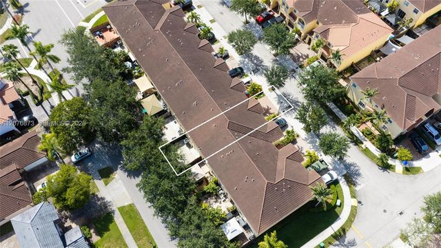 14946 SW 9th Way, Miami, FL 33194