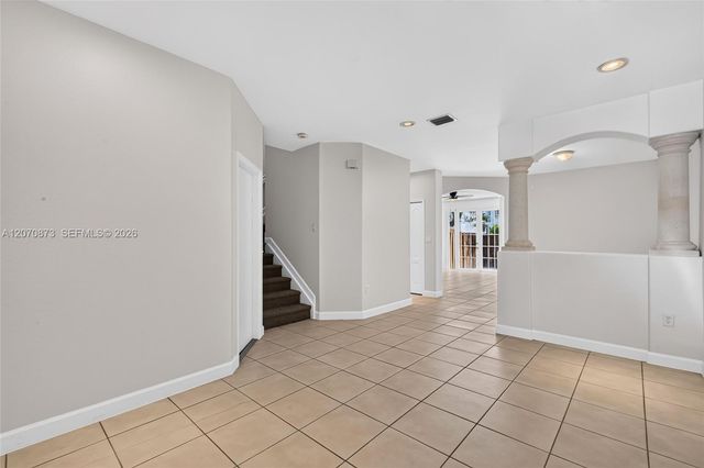 14946 SW 9th Way, Miami, FL 33194