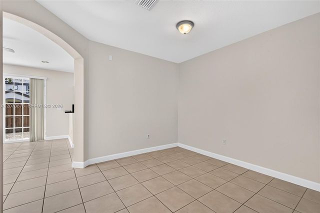 14946 SW 9th Way, Miami, FL 33194