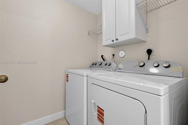 14946 SW 9th Way, Miami, FL 33194