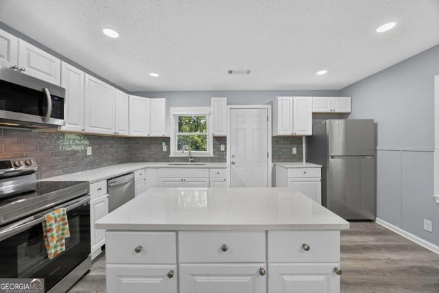 2162 Doris Drive, Decatur, GA 30034