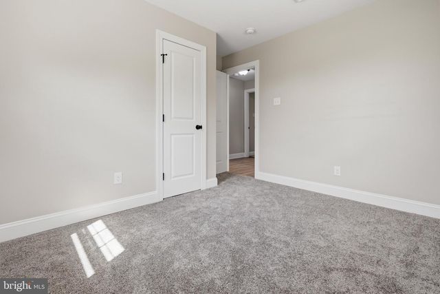 18 AVIS MILL RD, Pilesgrove, NJ 08098
