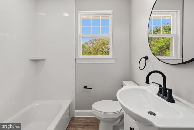 18 AVIS MILL RD, Pilesgrove, NJ 08098
