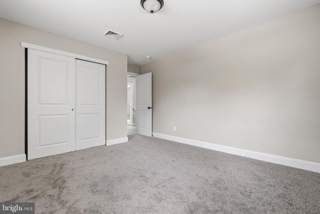 18 AVIS MILL RD, Pilesgrove, NJ 08098