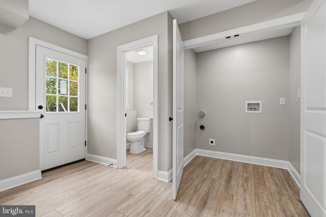 18 AVIS MILL RD, Pilesgrove, NJ 08098