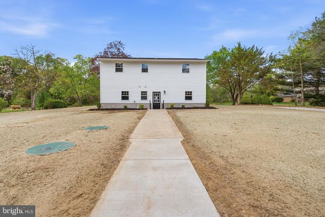 18 AVIS MILL RD, Pilesgrove, NJ 08098