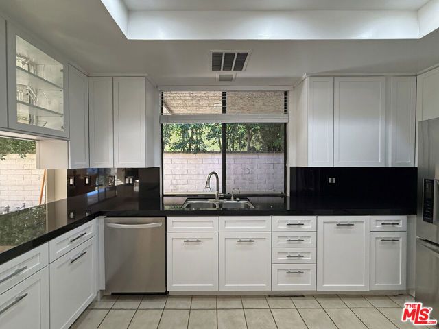 69 Colgate Drive, Rancho Mirage, CA 92270