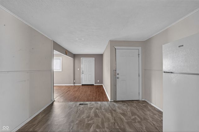 4023 Cass Court, Indianapolis, IN 46235