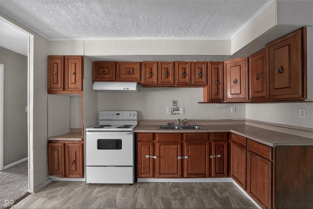 4023 Cass Court, Indianapolis, IN 46235
