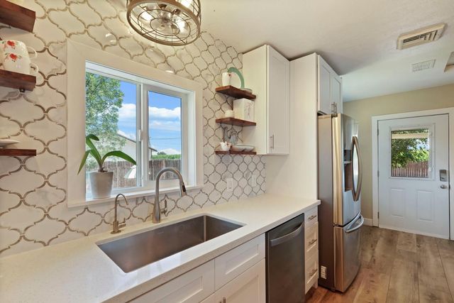 10332 E Ada Ave, Stockton, CA 95215
