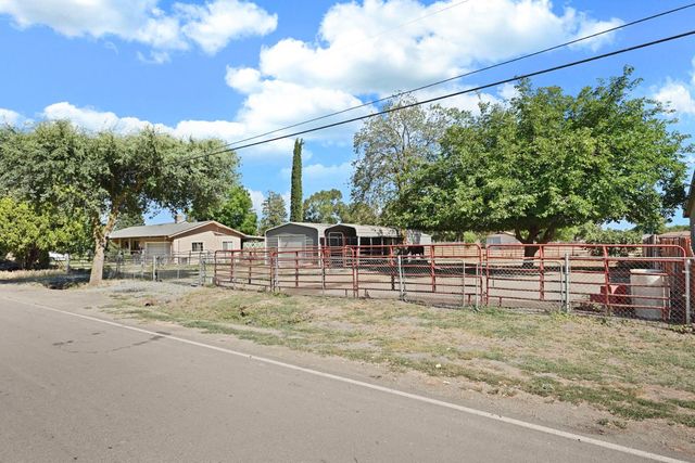 10332 E Ada Ave, Stockton, CA 95215