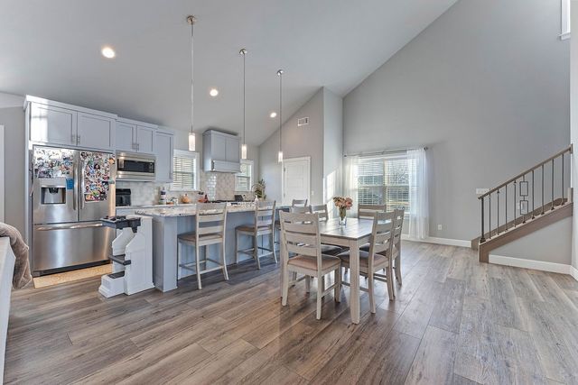 1305 2nd Street, Bentonville, AR 72712