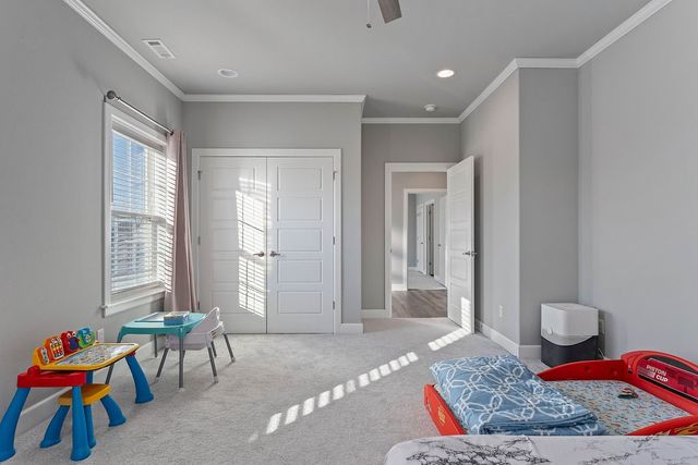 1305 2nd Street, Bentonville, AR 72712