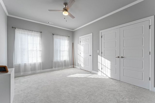 1305 2nd Street, Bentonville, AR 72712