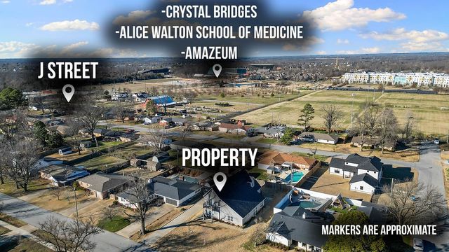 1305 2nd Street, Bentonville, AR 72712