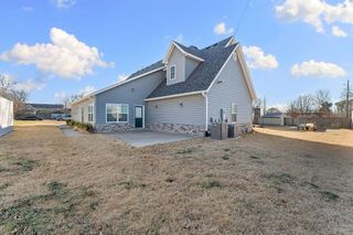 1305 2nd Street, Bentonville, AR 72712