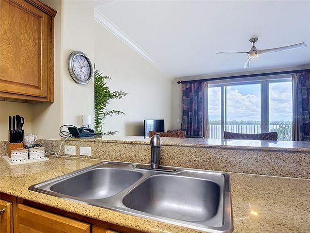 13427 BLUE HERON BEACH DRIVE 402, Orlando, FL 32821