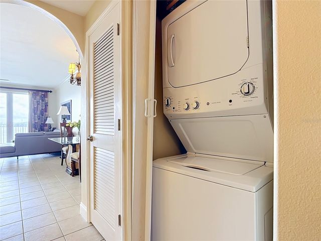 13427 BLUE HERON BEACH DRIVE 402, Orlando, FL 32821