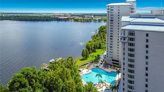 13427 BLUE HERON BEACH DRIVE 402, Orlando, FL 32821