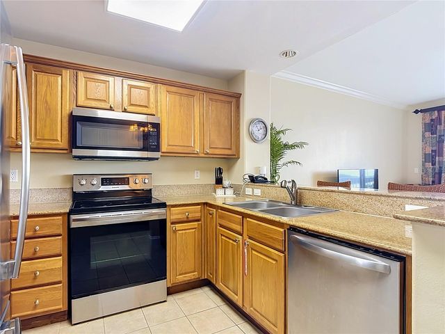 13427 BLUE HERON BEACH DRIVE 402, Orlando, FL 32821